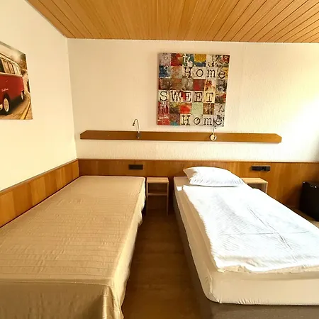 Zum Erwin Hotel *
